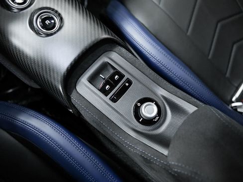 Used 2023 Maserati MC20 Coupe RWD image 28