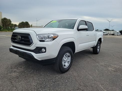Used 2023 Toyota Tacoma SR image 2