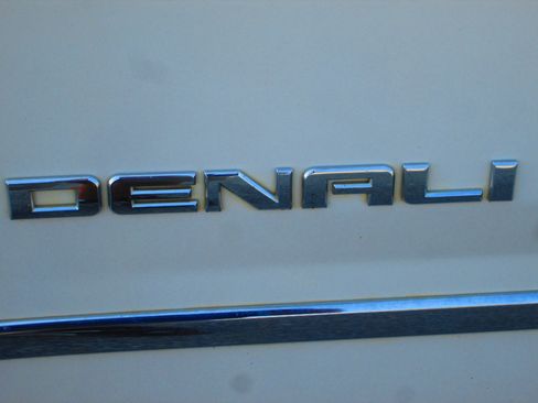 Used 2016 GMC Yukon Denali w/ Open Road Package image 14