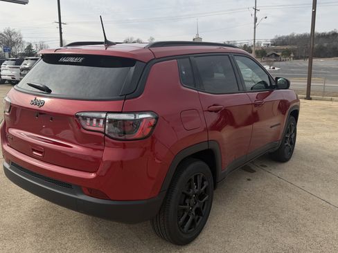 New 2026 Jeep Compass Latitude AWD/4WD image 8