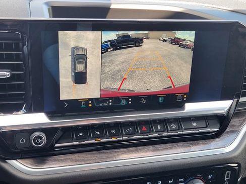 Used 2022 Chevrolet Silverado 1500 LTZ AWD/4WD image 18