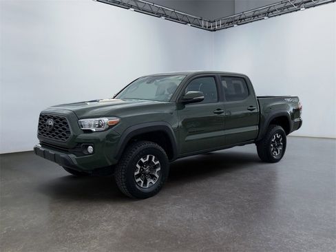 Used 2021 Toyota Tacoma TRD Off-Road w/ Technology Package image 7