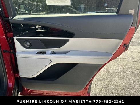 New 2026 Lincoln Nautilus Reserve w/ Jet Appearance Package image 16