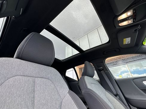 Certified 2025 Volvo XC40 B5 Core image 20