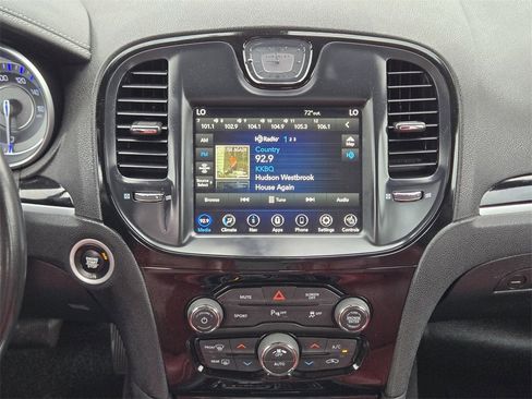 Used 2021 Chrysler 300 S w/ S Model Appearance Package image 11