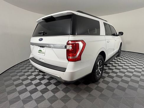 Used 2019 Ford Expedition Max XLT w/ Equipment Group 201A AWD/4WD image 8
