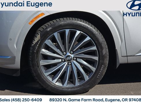 Used 2023 Hyundai Palisade Calligraphy w/ Winter Package image 40