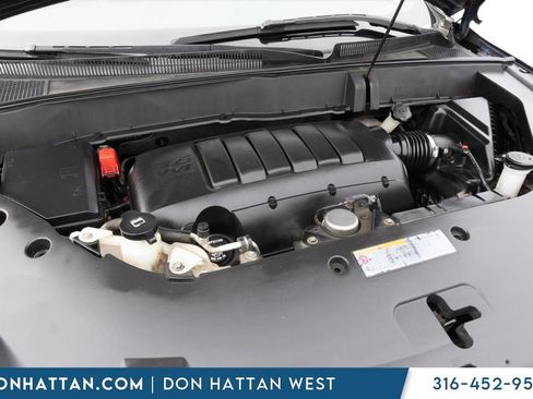 Used 2017 Chevrolet Traverse LS AWD/4WD image 32