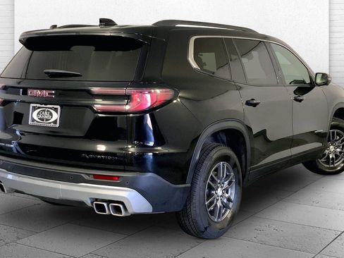 Used 2025 GMC Acadia Elevation AWD/4WD image 13