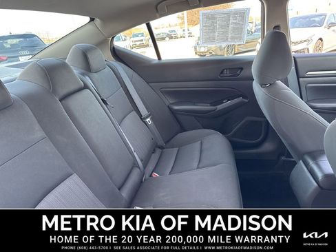 Used 2023 Nissan Altima 2.5 SV FWD image 27