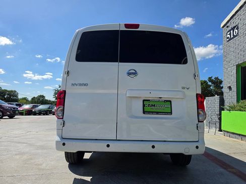 Used 2017 Nissan NV200 SV w/ Technology Package FWD image 15