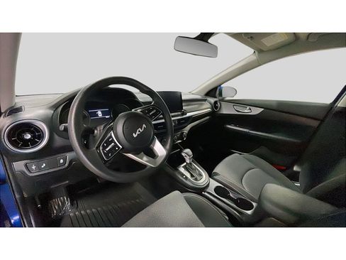 Used 2024 Kia Forte LXS w/ LXS Technology Package image 10