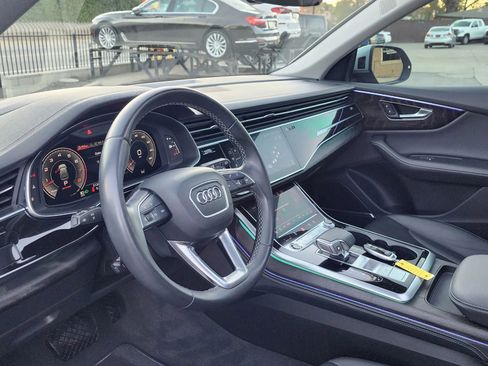 Used 2023 Audi Q8 Prestige image 15