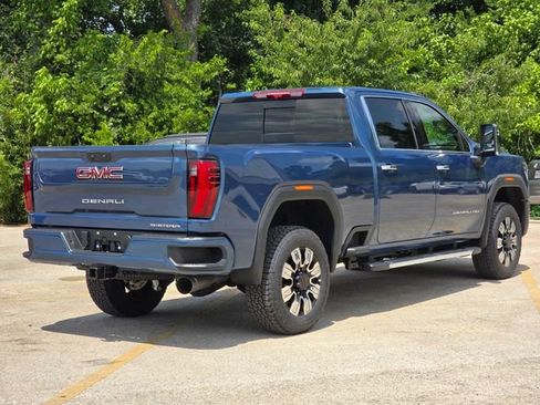 New 2026 GMC Sierra 2500 Denali w/ Denali Reserve Package AWD/4WD image 3