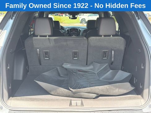Used 2023 Chevrolet Traverse RS w/ LPO, Cargo Package FWD image 18