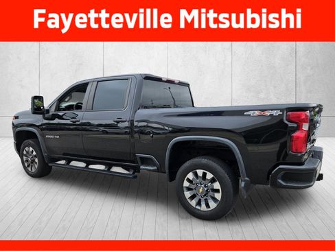 Used 2023 Chevrolet Silverado 2500 Custom w/ Custom Value Package AWD/4WD image 5