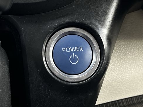 Used 2021 Toyota Sienna Platinum image 19