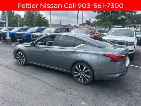 Certified 2020 Nissan Altima 2.5 SR w/ Premium Package FWD image 4
