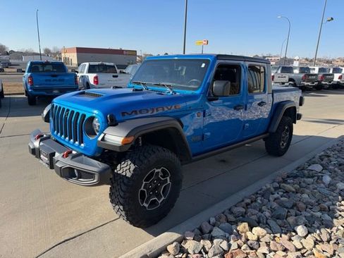 Used 2021 Jeep Gladiator Mojave image 3