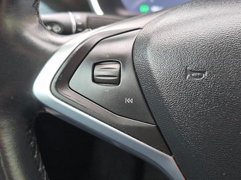 Used 2016 Tesla Model S 70 image 27