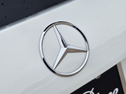 Certified 2026 Mercedes-Benz GLB 250 image 9