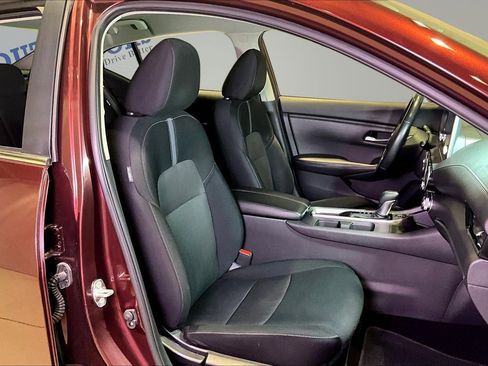 Used 2022 Nissan Sentra SV w/ All-Weather Package FWD image 30