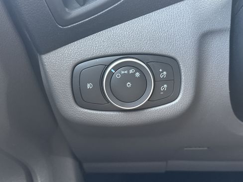 Used 2021 Ford Transit Connect XLT FWD image 27