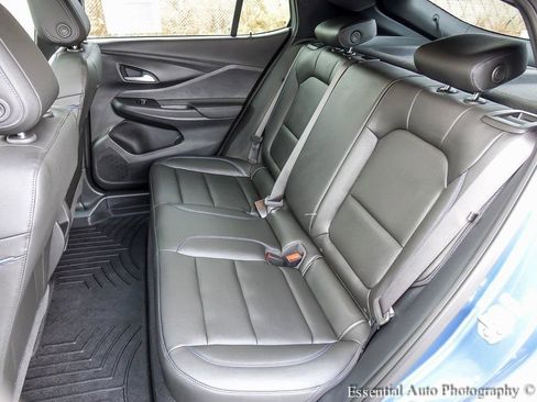 Used 2025 Buick Envista Sport Touring w/ Convenience I Package image 11