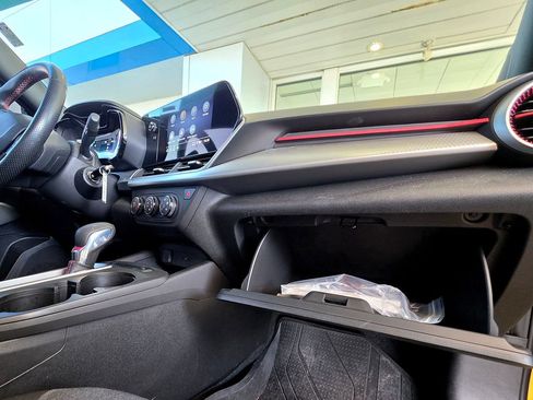 Used 2024 Chevrolet Trax RS w/ Driver Confidence Package FWD image 46