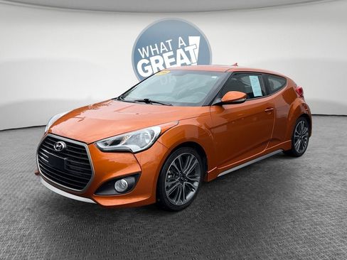 Used 2016 Hyundai Veloster Turbo FWD image 8