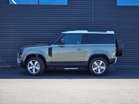 Used 2021 Land Rover Defender 90 First Edition AWD/4WD image 3