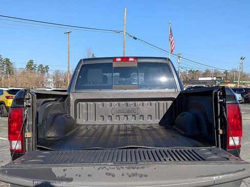 Used 2017 RAM 1500 Big Horn image 28