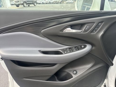 Used 2020 Buick Envision Essence image 15
