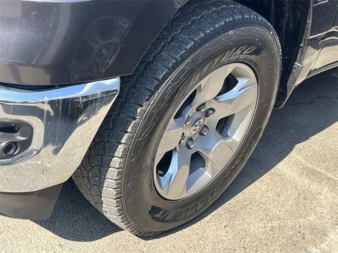 Used 2019 RAM 1500 Big Horn image 6