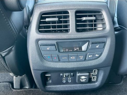 Used 2020 Honda Pilot Touring image 26