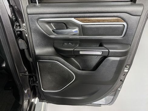 Used 2019 RAM 1500 Laramie image 28