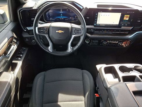 Used 2024 Chevrolet Silverado 2500 LT w/ All Star Edition AWD/4WD image 12