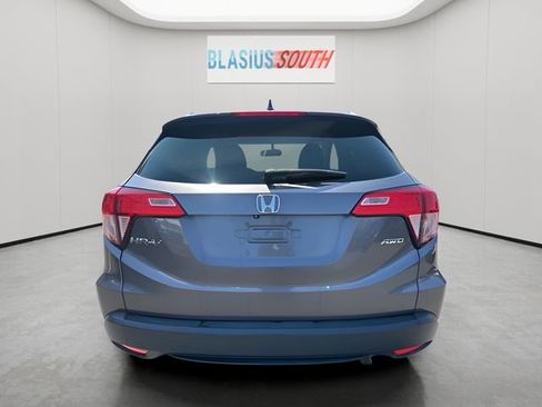 Used 2018 Honda HR-V EX-L image 4
