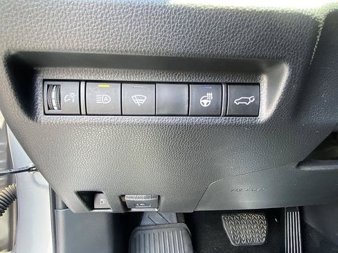 Used 2022 Toyota RAV4 XSE w/ XSE Grade Weather Package AWD/4WD image 23