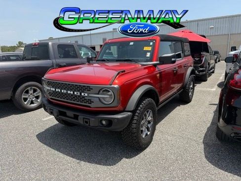 Used 2023 Ford Bronco Badlands AWD/4WD image 1
