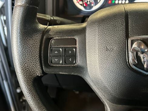 Used 2015 RAM 2500 Tradesman w/ Chrome Appearance Group image 16