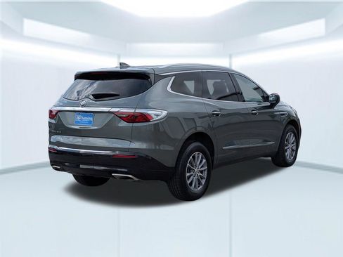Used 2023 Buick Enclave Essence FWD image 6