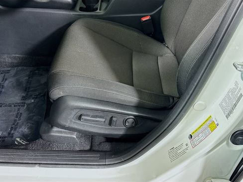 Used 2023 Honda CR-V EX image 24