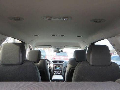 Used 2016 Chevrolet Traverse LT w/ Style and Technology Package image 15