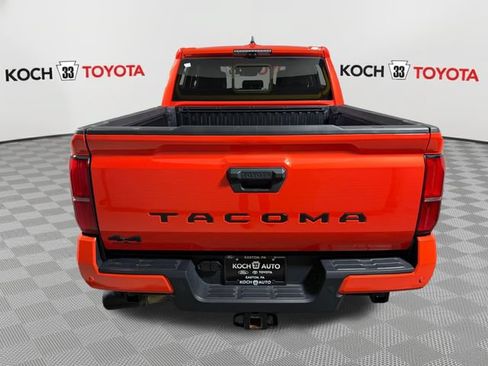 Used 2024 Toyota Tacoma TRD Off-Road w/ TRD Off Road Premium Package AWD/4WD image 7