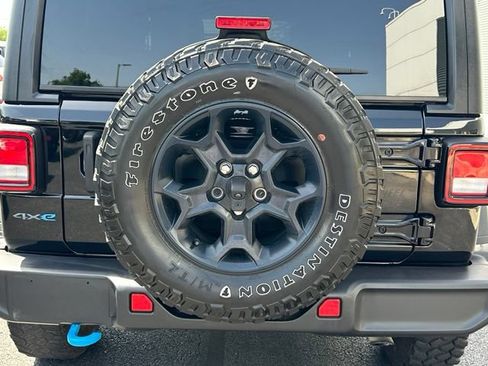 Used 2023 Jeep Wrangler Unlimited AWD/4WD image 19