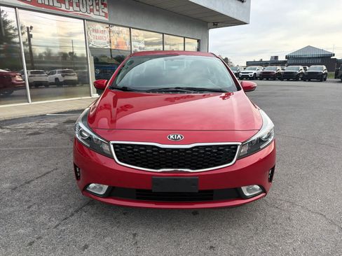 Used 2017 Kia Forte S w/ S Technology Package image 4