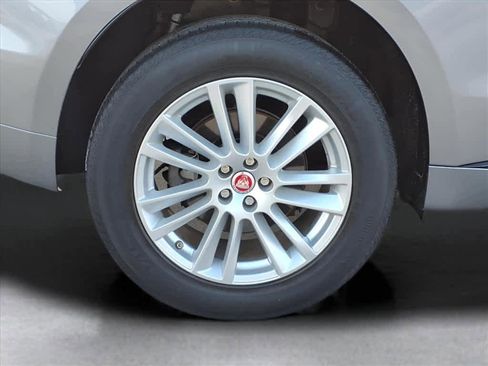 Used 2020 Jaguar F-PACE Checkered Flag image 8