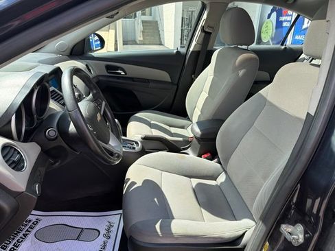 Used 2014 Chevrolet Cruze LT w/ All-Star Edition FWD image 13