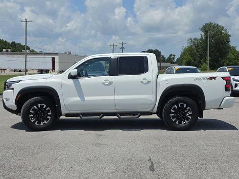 Used 2023 Nissan Frontier PRO-4X w/ Tow Package AWD/4WD image 4
